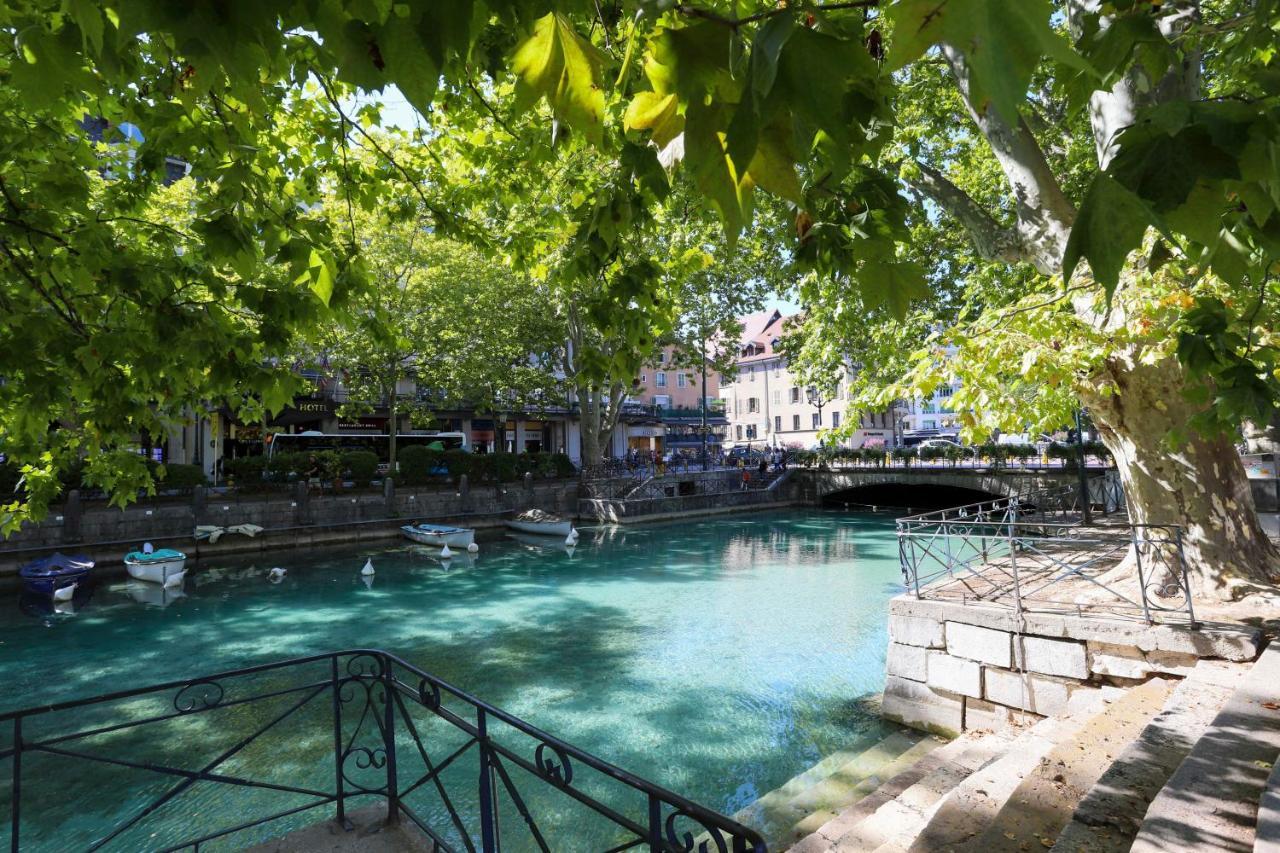 Le Duplex - Hyper Centre - Gare - Wifi - Netflix - Disney + Annecy Ngoại thất bức ảnh